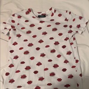 Graphic tee
